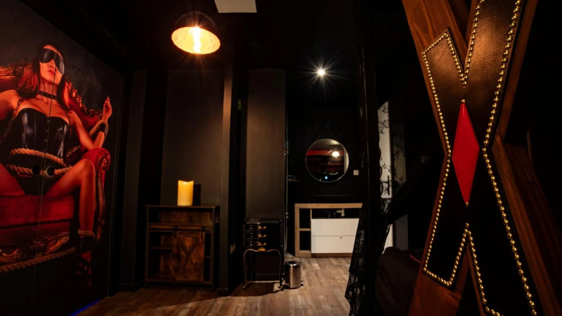 Apartment Love Room Spa Jacuzzi Sauna Et Donjon - Taniere De-Plaisirs Villefranche-sur-Saone