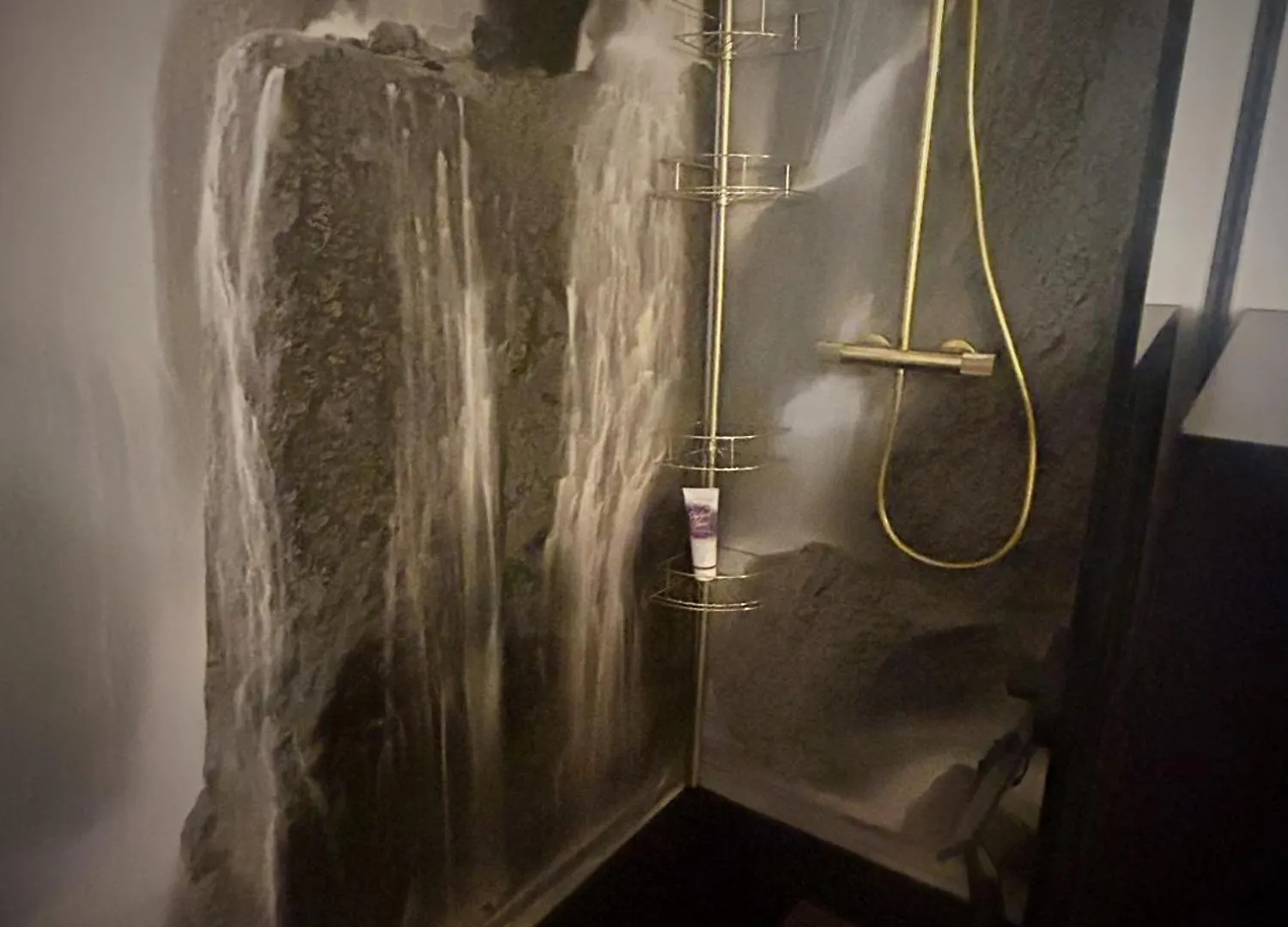 Apartment Love Room Spa Jacuzzi Sauna Et Donjon - Taniere De-Plaisirs Villefranche-sur-Saone
